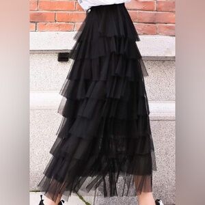 Black Tiered mesh skirt with elastic waist sz S